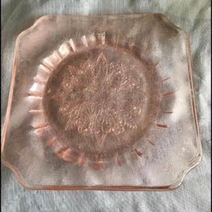 Small Vintage Dinner Plates for Rent
