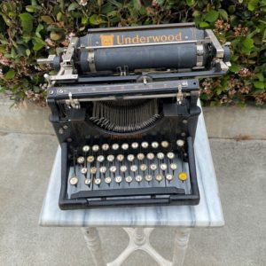 underwood typewriter for rent