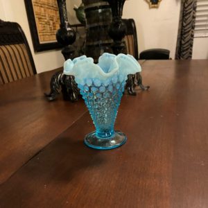 turquoise hobnail vase for rent
